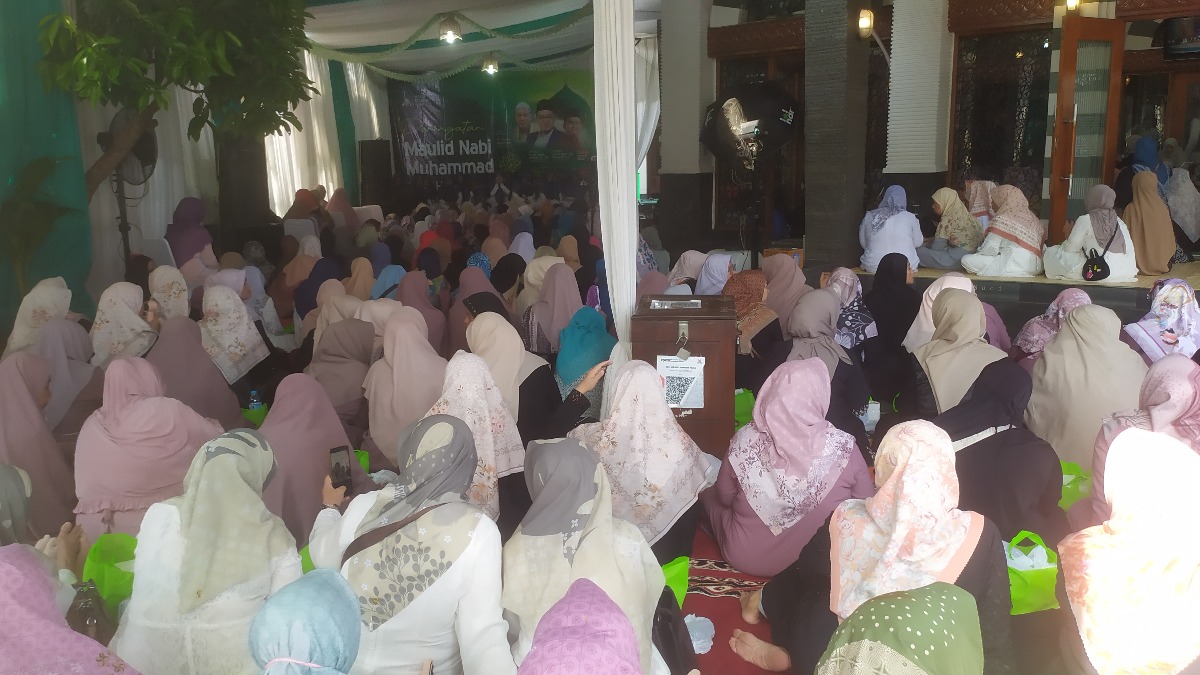 MAJELIS TA'LIM KHUSUS UMMAHAT